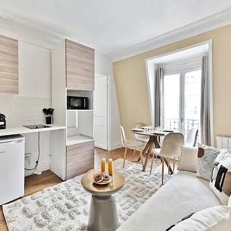 Cosy Face De Montparnasse - Ii