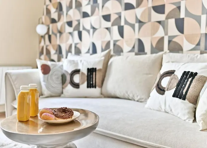 Cosy Face De Montparnasse - Ii * Paris