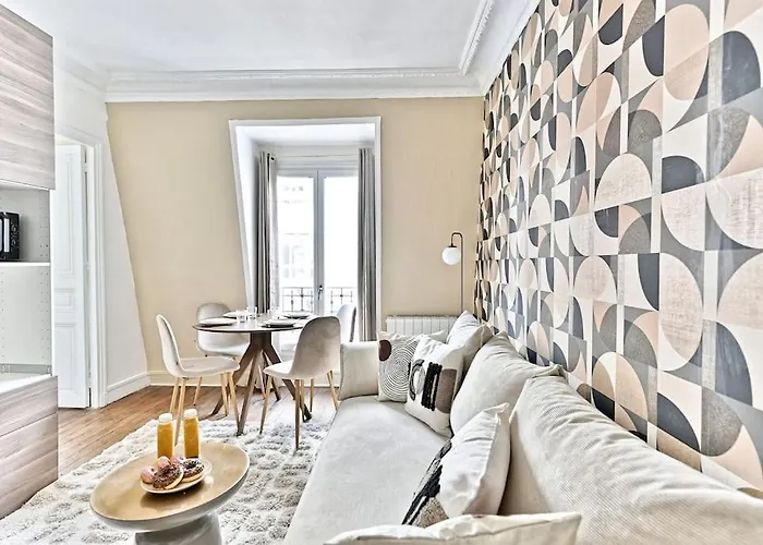 Cosy Face De Montparnasse - Ii