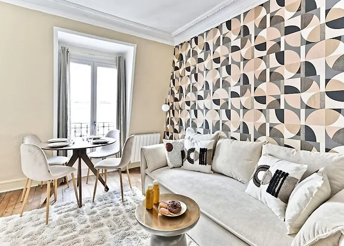 Cosy Face De Montparnasse - Ii Paris